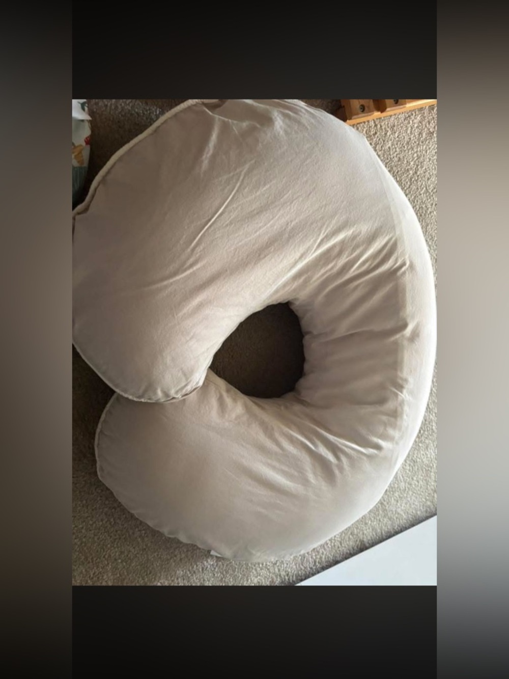 Boppy Nursing Pillow + Covers (4)
